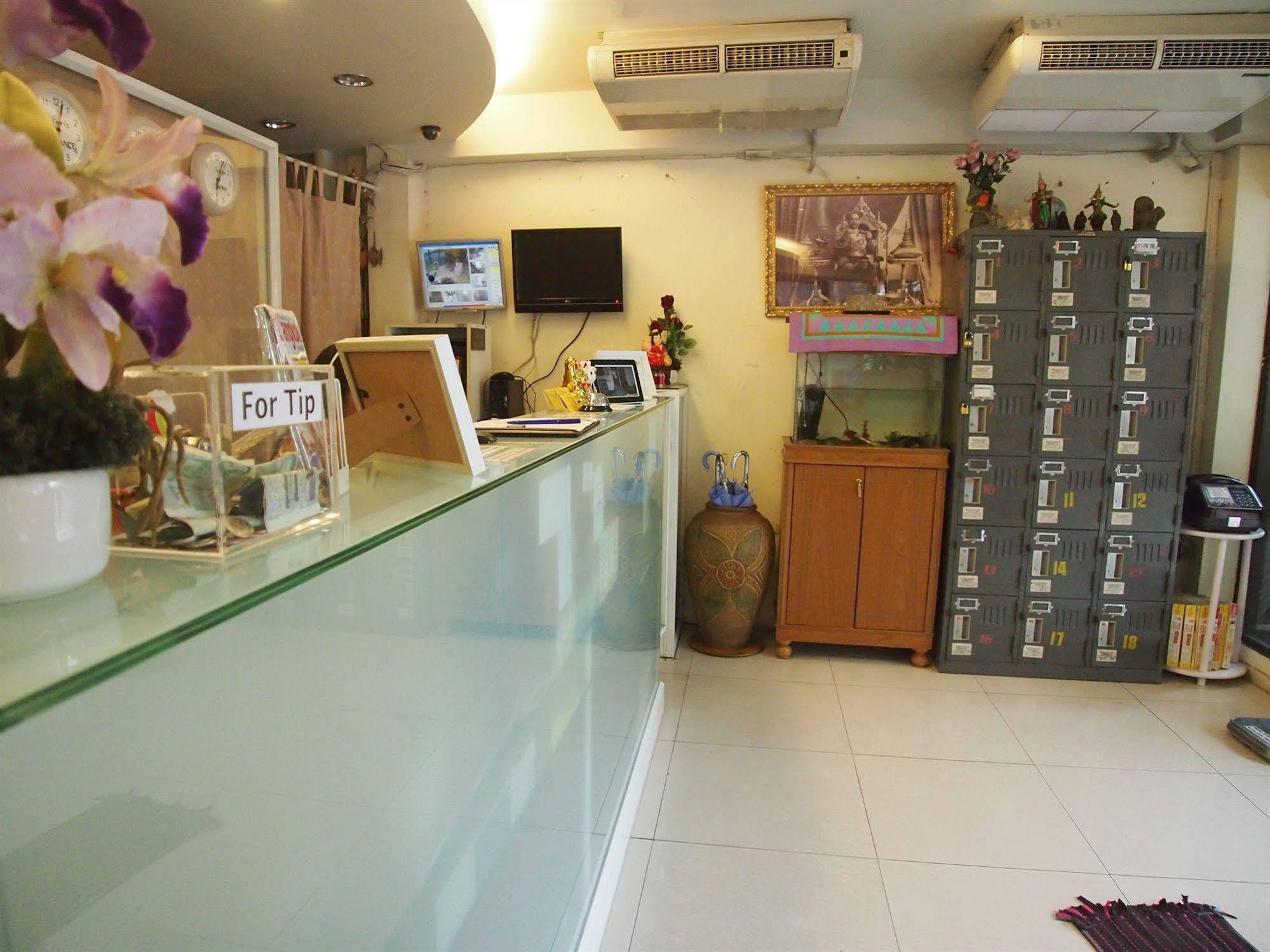 A-One Inn Банкок Екстериор снимка